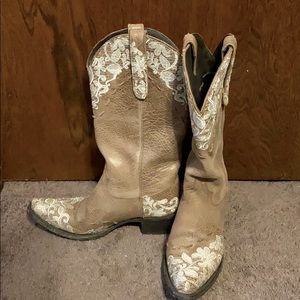 Lane Lace Boots